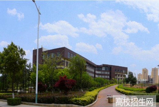 云南商務(wù)職業(yè)學(xué)院