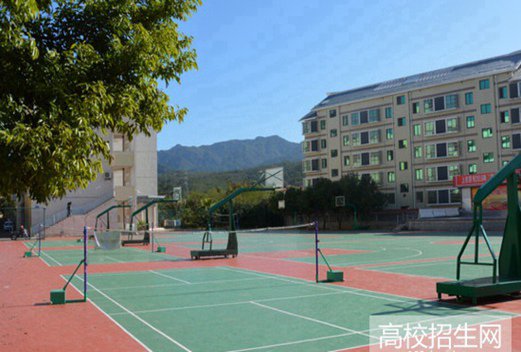 峨眉山旅游學(xué)校