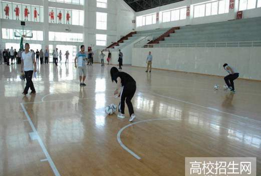 阿壩州中等職業(yè)技術(shù)學(xué)校