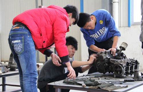 紅河慶來職業(yè)學(xué)校