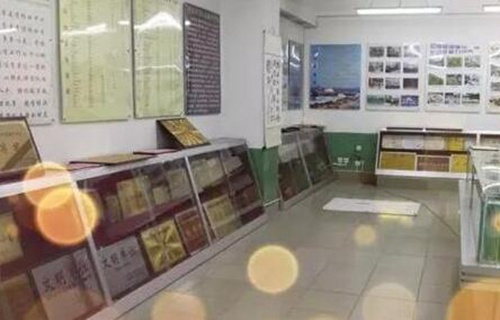 鳳慶縣職業(yè)高級中學(xué)