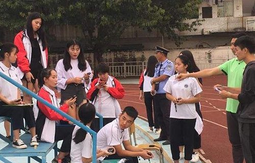 云南商務(wù)職業(yè)學(xué)院中專部