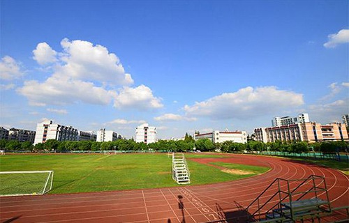 潞西市農(nóng)業(yè)機(jī)械化技術(shù)學(xué)校