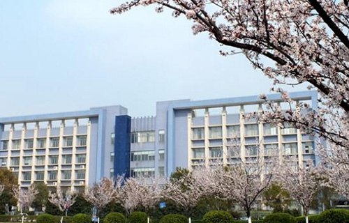 南京交通技師學(xué)院