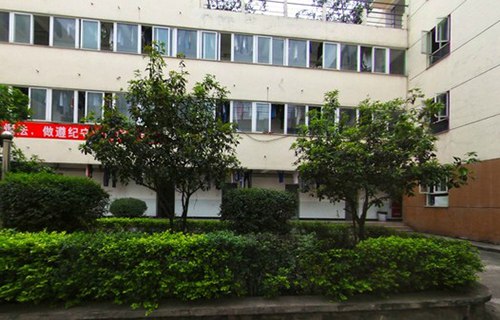 大理白族自治州財(cái)貿(mào)學(xué)校