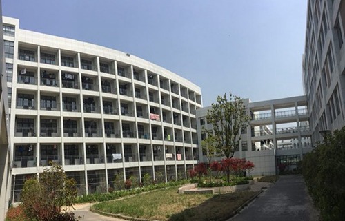 淮安工業(yè)中等專業(yè)學(xué)校