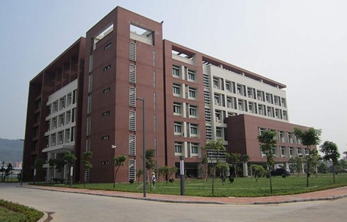 永善縣溪洛鍍職業(yè)技術(shù)學(xué)校