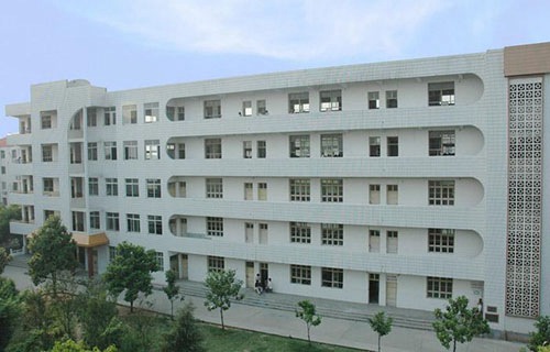 麗江市古城區(qū)職業(yè)高級中學