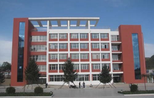 尋甸回族彝族自治縣職業(yè)中學(xué)