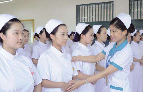 安寧市衛(wèi)生學(xué)校