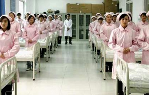 麗江市衛(wèi)生學(xué)校