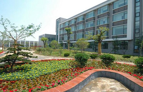 江蘇惠山中等專業(yè)學(xué)校