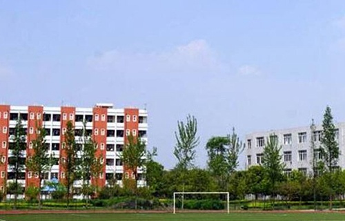 元江縣農(nóng)業(yè)機械化技術(shù)學(xué)校