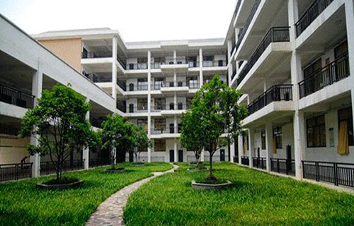 華寧縣寧州鎮(zhèn)職業(yè)技術(shù)學(xué)校