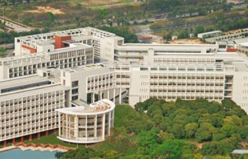 華寧縣職業(yè)高級(jí)中學(xué)