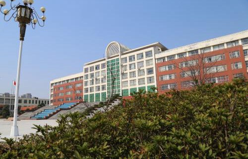 玉溪紅塔區(qū)農(nóng)業(yè)機(jī)械化技術(shù)學(xué)校