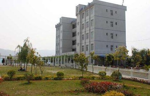 玉溪紅塔區(qū)農(nóng)業(yè)機(jī)械化技術(shù)學(xué)校