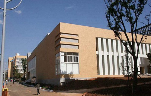 麗江市古城區(qū)農(nóng)業(yè)機(jī)械化技術(shù)學(xué)校