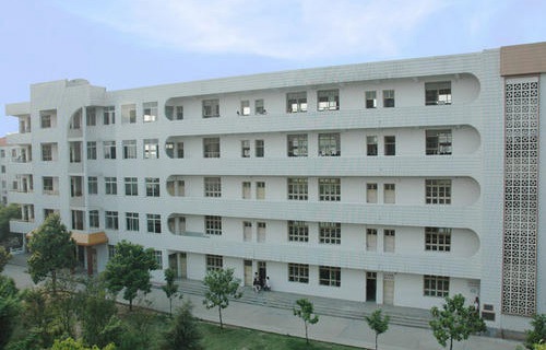 華坪縣職業(yè)高中