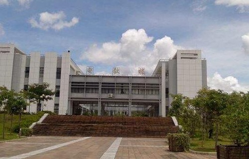 思茅職業(yè)教育中心