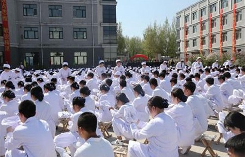 云南省思茅衛(wèi)生學(xué)校