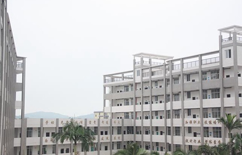 楚雄州工業(yè)學校