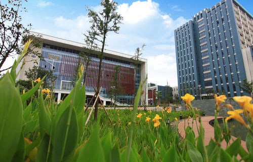 南京機(jī)電中等專(zhuān)業(yè)學(xué)校