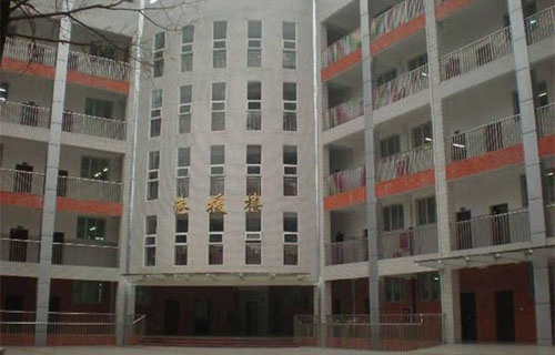 瀘西縣職業(yè)高級中學(xué)