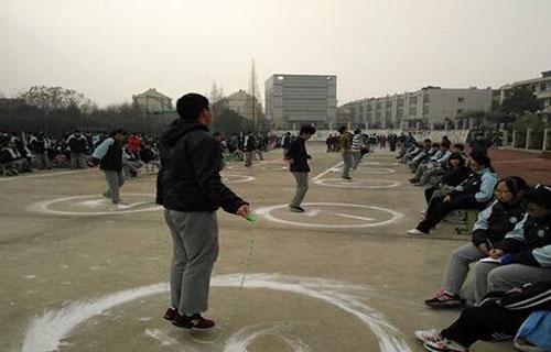 南京新港中等專(zhuān)業(yè)學(xué)校