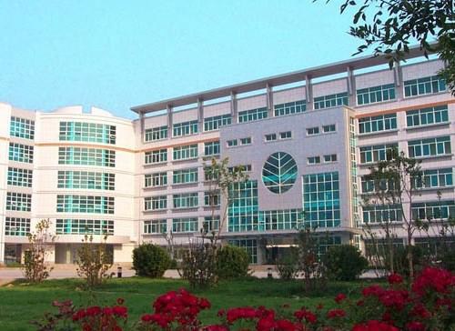 石屏縣農(nóng)業(yè)機械化技術(shù)學校