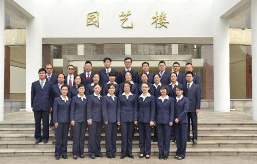 江陰華姿中等專業(yè)學(xué)校