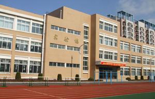 開遠(yuǎn)汽車運(yùn)輸經(jīng)貿(mào)總公司子弟學(xué)校