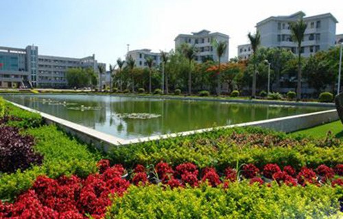 開遠笫一職業(yè)高級中學(xué)