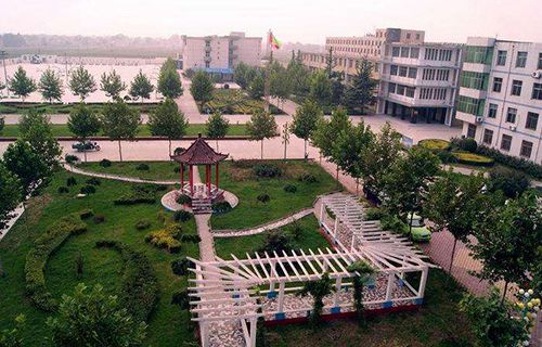 麻栗坡縣龔如心民族職業(yè)中心