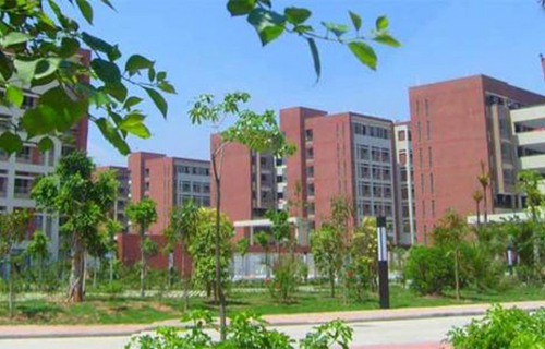 永勝縣農(nóng)業(yè)機(jī)械化技術(shù)學(xué)校