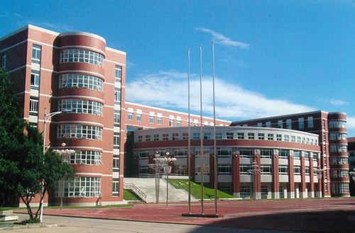 師宗縣農(nóng)業(yè)機(jī)械化技術(shù)學(xué)校