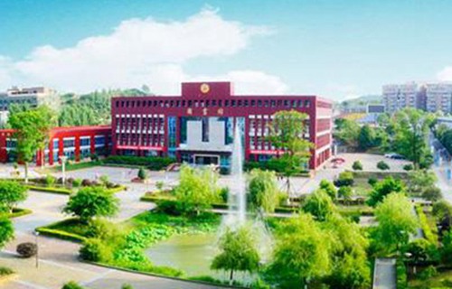 沾益縣農(nóng)機(jī)化技術(shù)職業(yè)學(xué)校