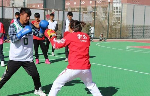 迪慶州民族中等專業(yè)學(xué)校