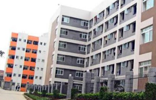 福貢縣農(nóng)業(yè)機械化技術(shù)學(xué)校