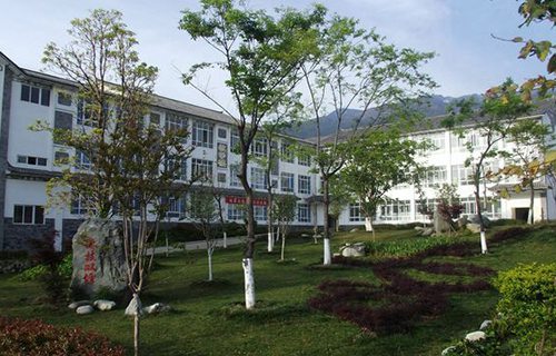 大理州水利電力局職工學(xué)校