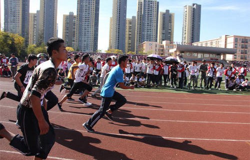 云南省曲靖應(yīng)用技術(shù)學(xué)校