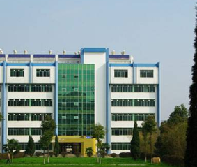 貴州民族大學(xué)中專部