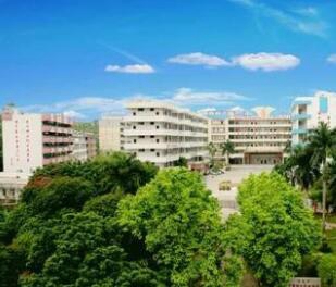 牟定縣職業(yè)高級(jí)中學(xué)