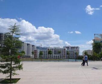 昭陽區(qū)高級(jí)職業(yè)中學(xué)