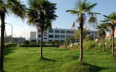 云南輕工業(yè)學(xué)校