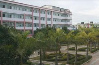 云南省交通學(xué)校