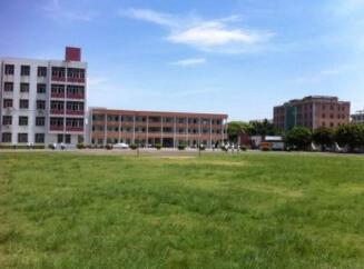 云南經(jīng)貿(mào)外事學校