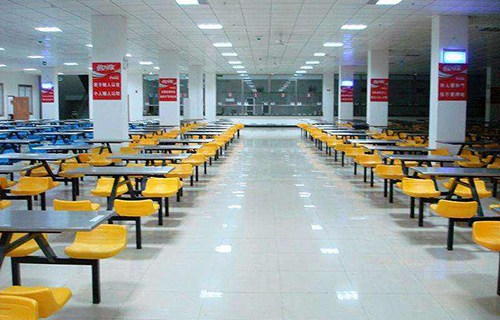 大理中等職業(yè)學(xué)?！? title=