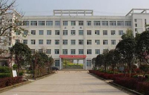 云南交通高級技工學(xué)校