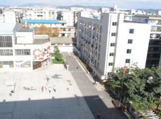 云南省電子信息高級(jí)技工學(xué)校